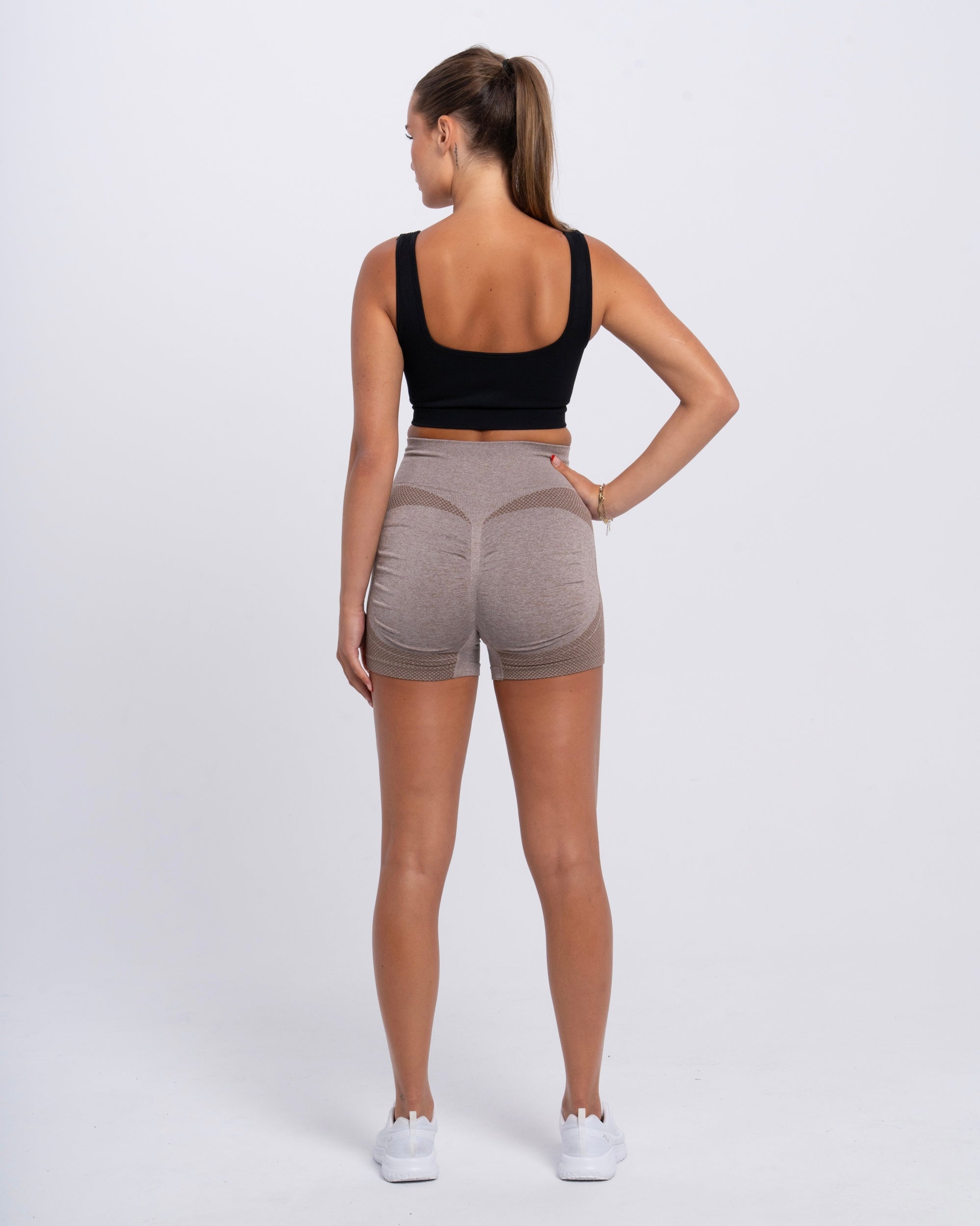 Impact Essential Short Khaki