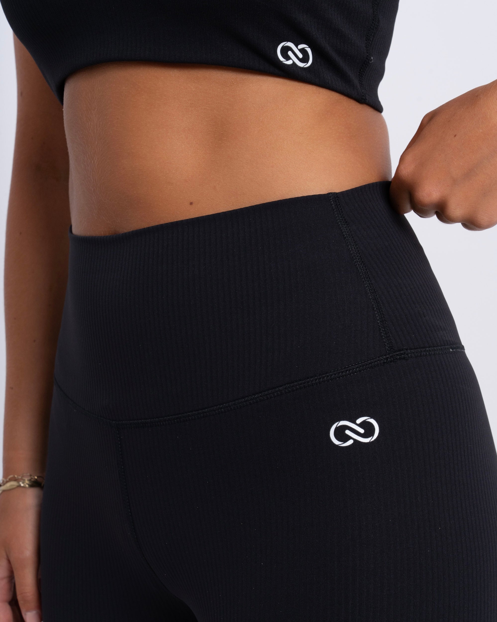 Empower Seamless Bottom Black