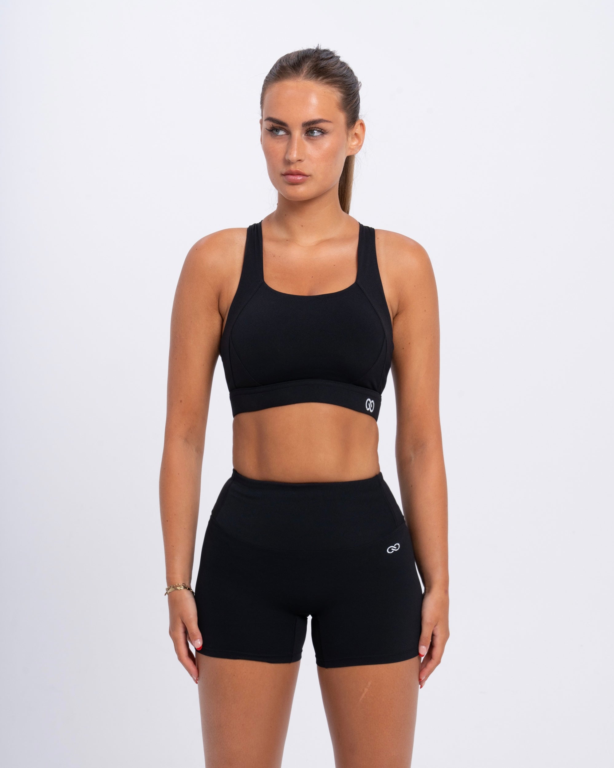 Divine Scrunch Short Black